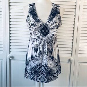 3/$25 APT. 9 White Black Sleeveless Top Size Small